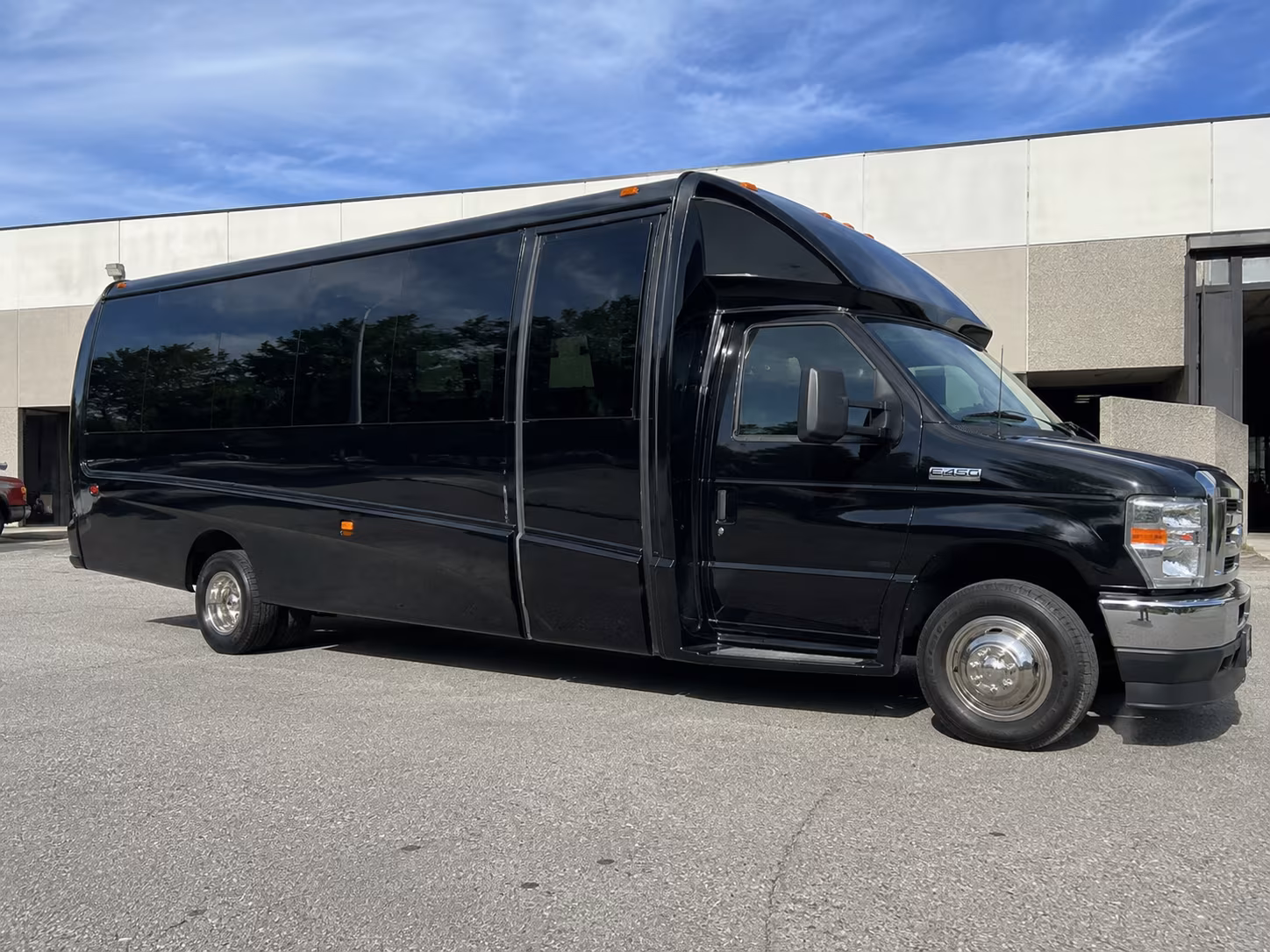 book a bus for your next airport transfer 4