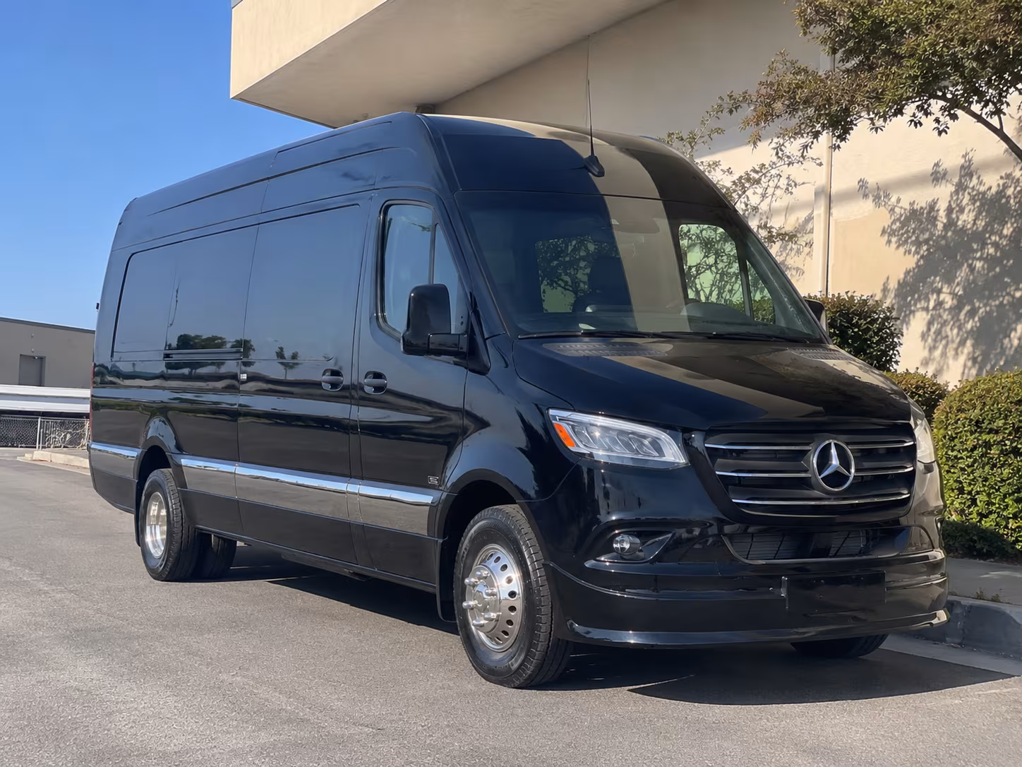 bus rental options for columbus trips