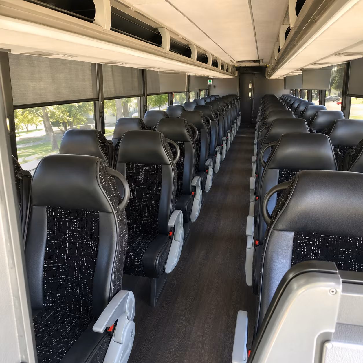 charter buses for columbus science and nature field trips